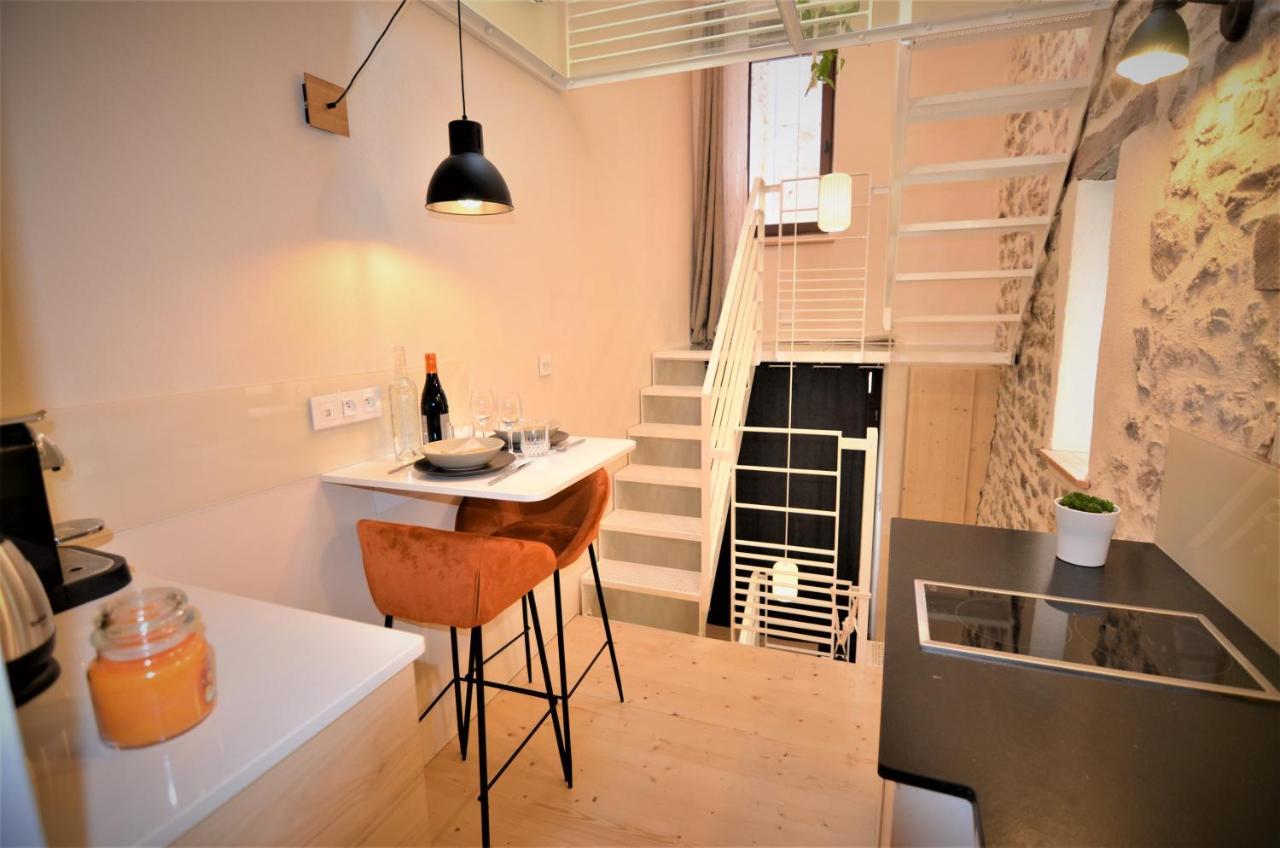 Au Vingtain - Appartement & Spa Atypique Brindas Exterior photo